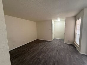 4601 Carlisle Blvd NE in Albuquerque, NM - Building Photo - Building Photo