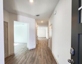 120 Sweetwater Crk Ln in Hutto, TX - Building Photo - Building Photo