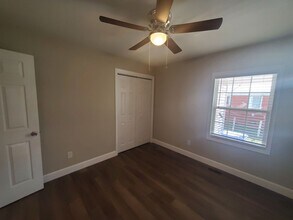 1208 Hillsboro St in Fayetteville, NC - Building Photo - Building Photo