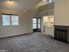 1320 Afton Ct in Dover, DE - Building Photo - Building Photo