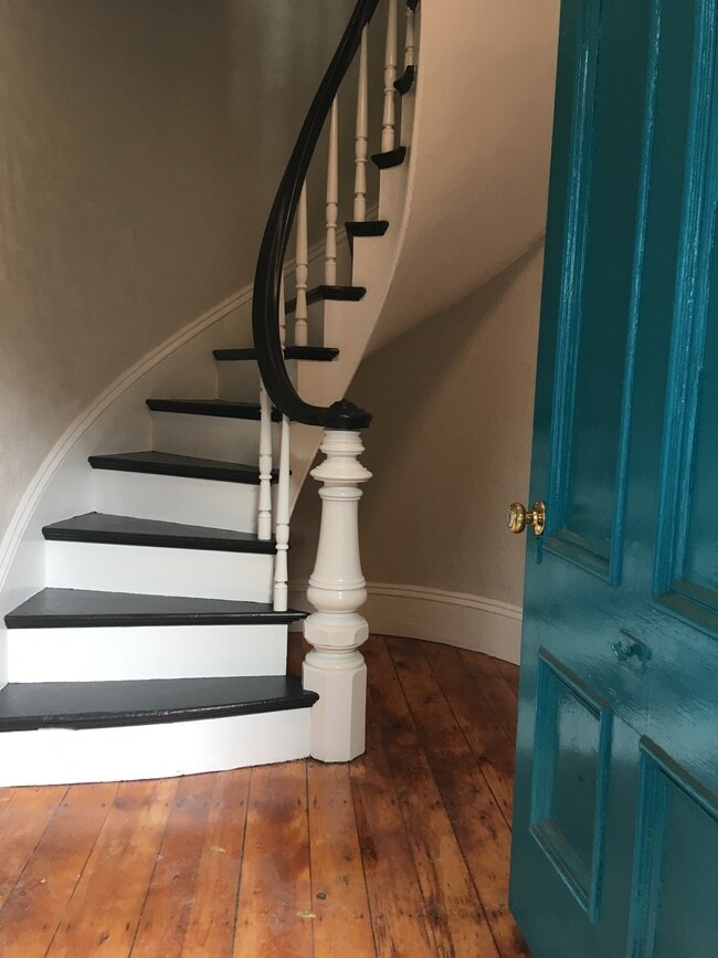 8 Skerry St, Unit #2