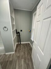 379-385-385 Main St in Gilbertville, MA - Foto de edificio - Building Photo