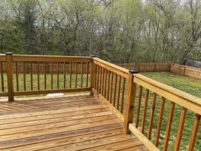 417 Stone Grove Dr in Manhattan, KS - Foto de edificio - Building Photo