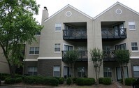 Building Photo - The Point At Oak Mountain Apartamentos in Birmingham, Alabama