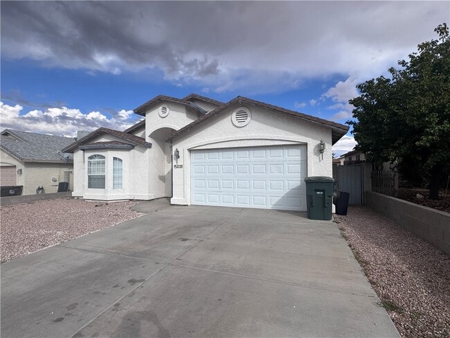 2739 Simms Ave in Kingman, AZ - Building Photo - Building Photo