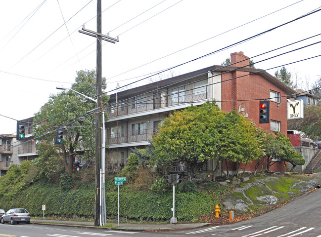 North Vista Apartments in Seattle, WA - Building Photo - Building Photo