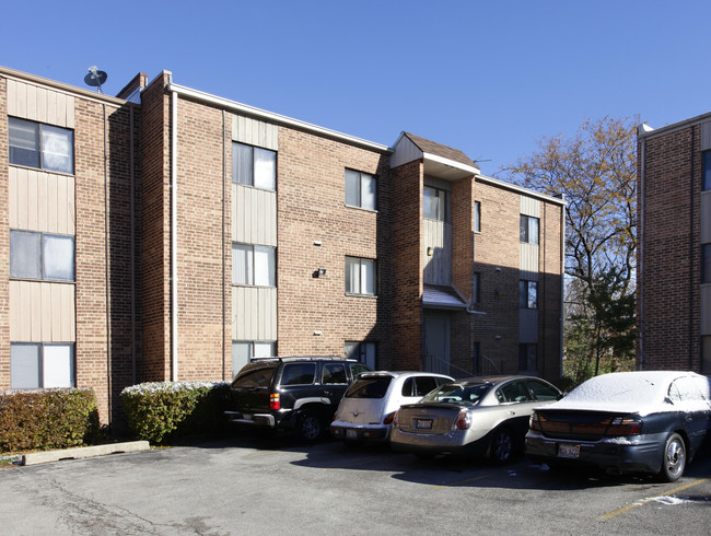 1476 E Ports O Call Dr in Palatine, IL - Foto de edificio - Building Photo