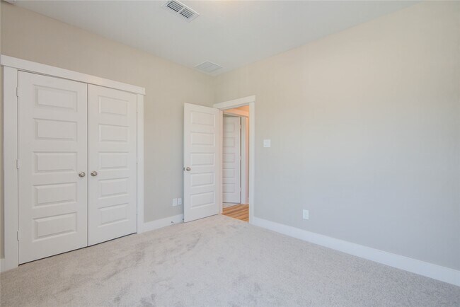 1204 Kiefer Hill Way