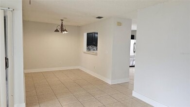 2311 Water View Loop in Kissimmee, FL - Building Photo - Building Photo