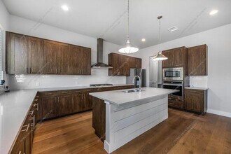 7807 Ryans Way in Austin, TX - Building Photo - Building Photo
