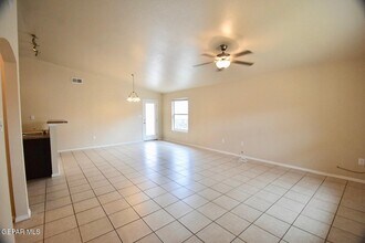 14229 Otter Point Ct in El Paso, TX - Building Photo - Building Photo