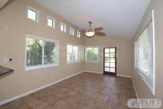 23852 Humiston Way in Ramona, CA - Building Photo - Building Photo