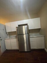 1020 W 68th St, Unit Unit 1W/1F FOR RENT in Chicago, IL - Building Photo - Building Photo