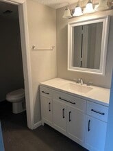 1512 SE Royal Green Cir in Port St. Lucie, FL - Building Photo - Building Photo