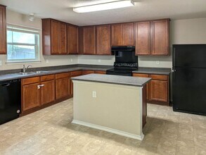 11007 Braes Grove in San Antonio, TX - Building Photo - Building Photo