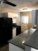 4106 Clark Ave-Unit -4106-4CR19 in Kansas City, MO - Building Photo - Building Photo