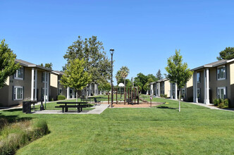 Mutual Housing on the Greenway in Sacramento, CA - Building Photo - Building Photo