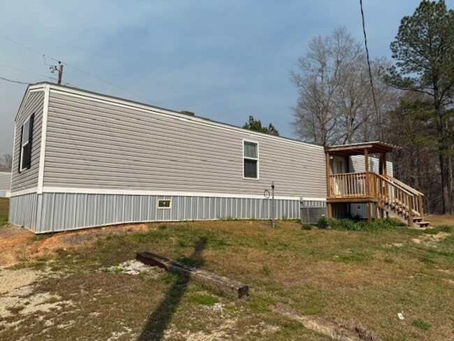 1398 Co Rd 8 in Heflin, AL - Building Photo - Building Photo
