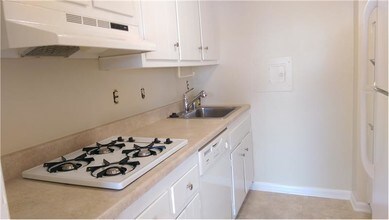 10500 Rockville Pike-Unit -#1019 in Rockville, MD - Building Photo - Building Photo