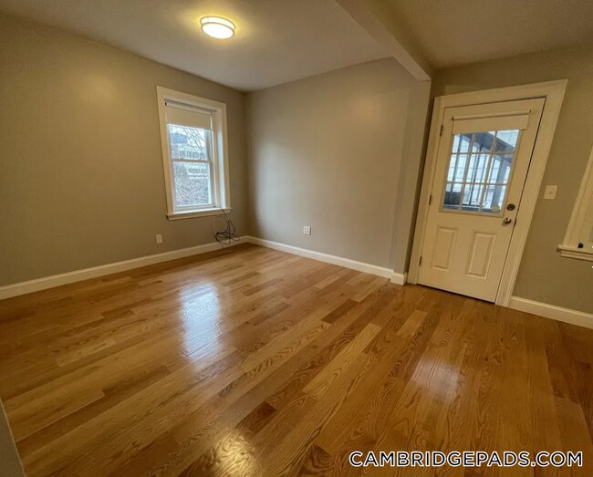 124 Berkshire St in Cambridge, MA - Building Photo - Building Photo