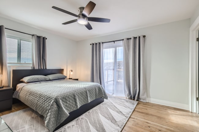 property at 660 W 79th Pl
