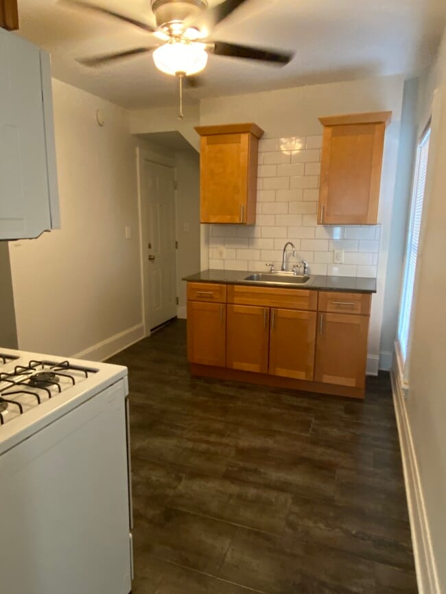53 Elmwood Ave, Unit 5 in Buffalo, NY - Building Photo - Building Photo