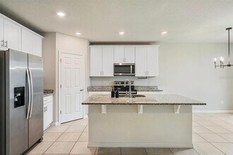 1274 Citrus Landings Blvd in Davenport, FL - Building Photo - Building Photo