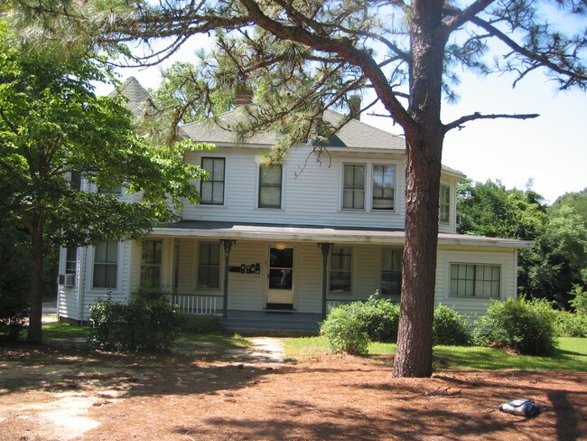 340 N Page St in Southern Pines, NC - Building Photo - Building Photo