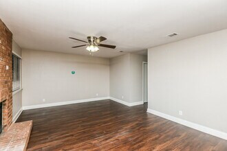 8701 Elbe Trail in Fort Worth, TX - Building Photo - Building Photo