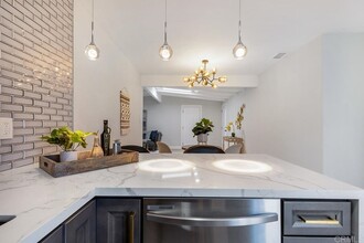 4865 Onate Ave in San Diego, CA - Building Photo - Building Photo