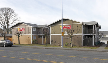 Casa Mia Apartments in Tacoma, WA - Building Photo - Building Photo