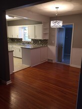 2018 S Ridgewood Dr in Wichita, KS - Building Photo - Building Photo