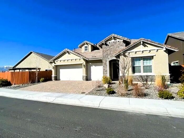 9545 Hawkshead Rd in Reno, NV - Building Photo