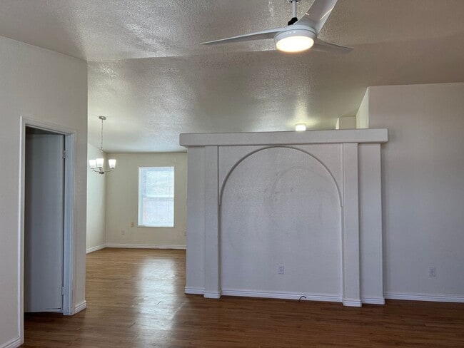 2515 Wheaton Dr in Colorado Springs, CO - Building Photo - Building Photo