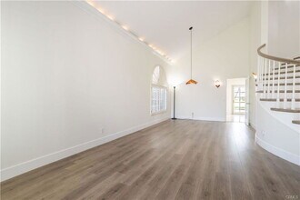 12051 Falcon Crest Way in Los Angeles, CA - Building Photo - Building Photo