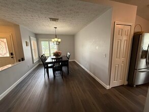 367 European Ln in Fort Pierce, FL - Building Photo - Building Photo