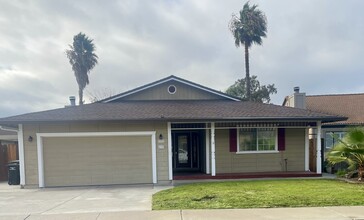 4790 Discovery Point in Discovery Bay, CA - Building Photo - Building Photo