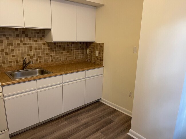 2508 S 17th St in Philadelphia, PA - Building Photo - Building Photo