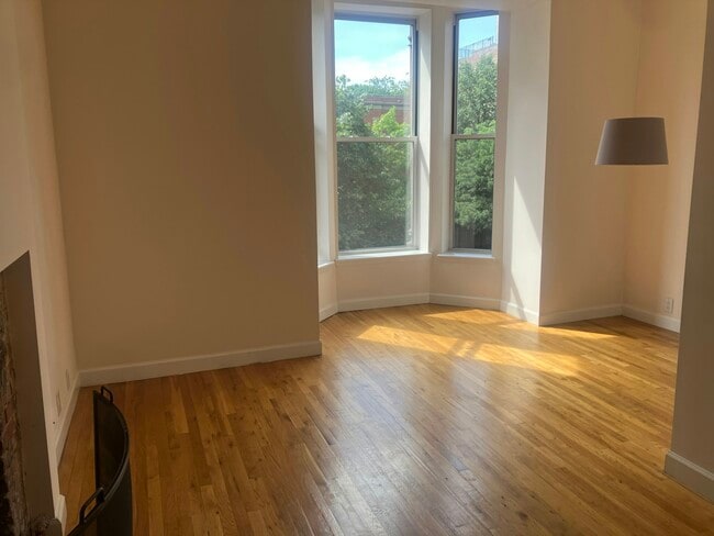 2099 5th Ave in New York, NY - Building Photo - Building Photo