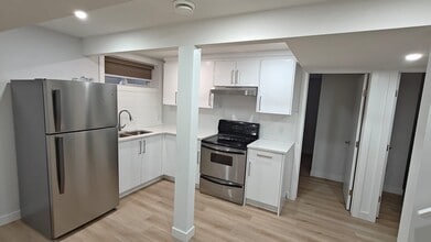 120 Evanston View NW in Calgary, AB - Building Photo - Building Photo