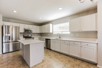 4123 E Azurite Rd in San Tan Valley, AZ - Foto de edificio - Building Photo