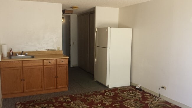 property at 2572 Lemon Rd