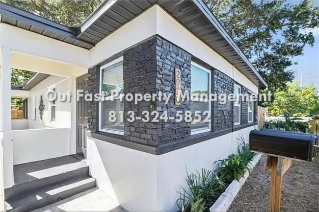2920 Emerson Ave S in St. Petersburg, FL - Building Photo - Building Photo