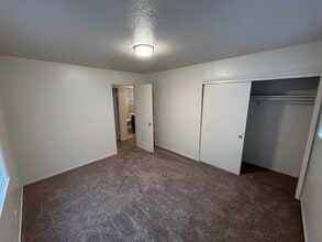 16371 Avenue 256 in Visalia, CA - Building Photo - Building Photo