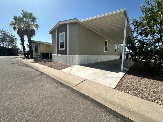 property at 2060 N Center St
