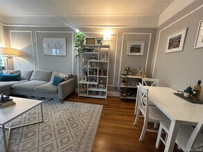 673 Locust St in Mount Vernon, NY - Building Photo - Building Photo