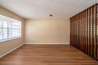 3103 Pontiac Dr in Tallahassee, FL - Building Photo - Building Photo