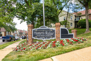 Hunters Ridge STL Apartments