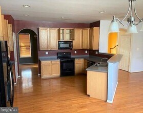 48 Battlefield Dr in Charles Town, WV - Building Photo - Building Photo