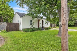 1536 SW 52nd St in Oklahoma City, OK - Building Photo - Building Photo